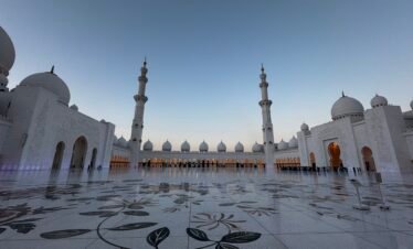 Explore dream travel destinations