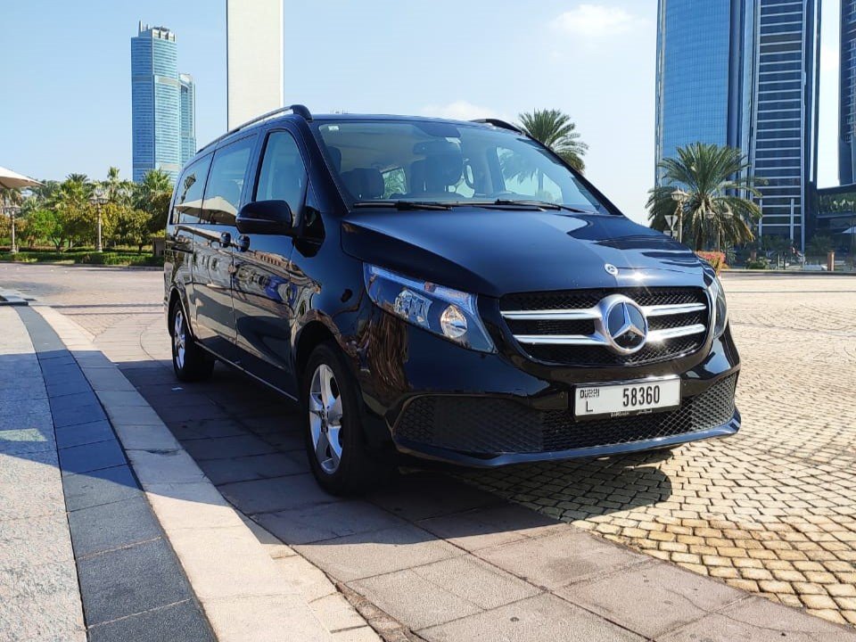 airport transfer V Class (2)