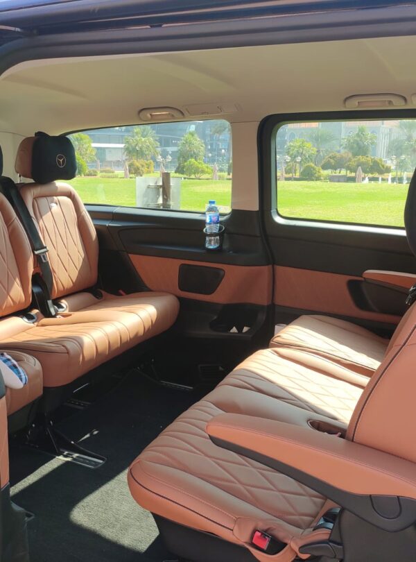 airport transfer V Class (3)
