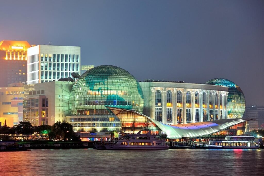 madame tussauds dubai list of wax figures